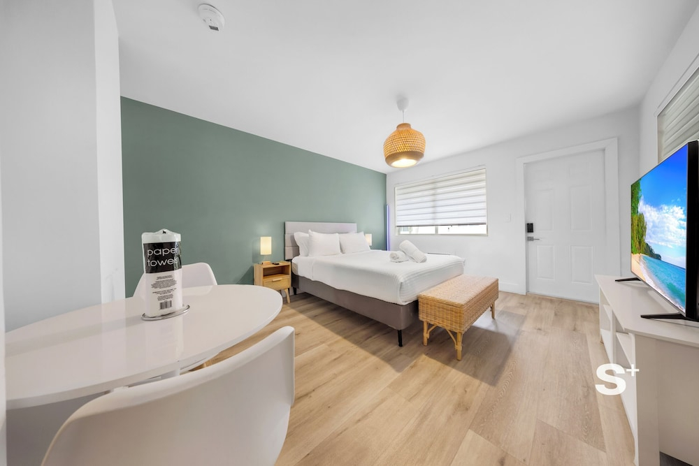 Stylish Studio Parking-Gym Near Aventura