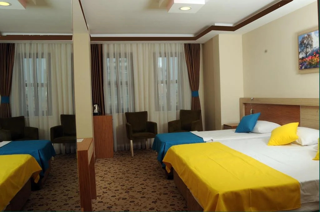 Apameia Hotel