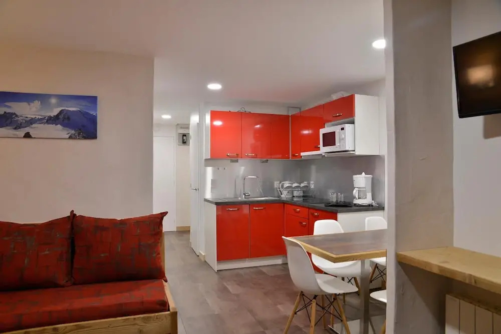 Residence Saintjacques Two-room Apartment for 5 People, in the Resort Center S605