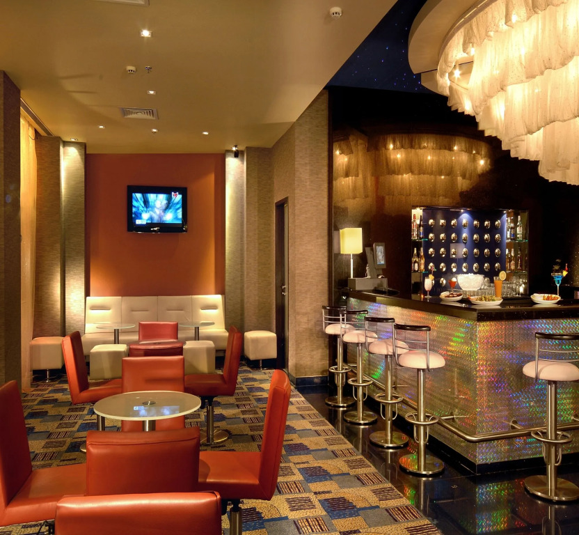 Grand Hometel Malad