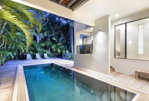 Tropical Retreat with Tranquil Private Pool