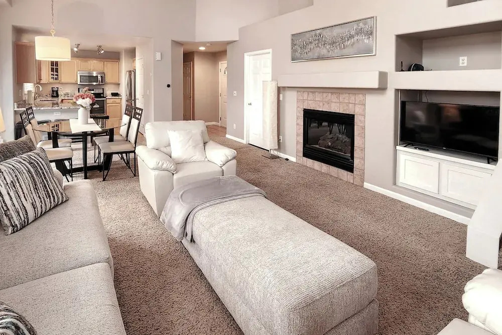 Littleton Home w/ Deck - 24 Mi to Denver!
