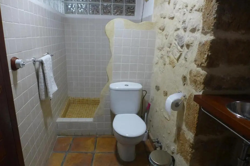 No.5b - Lovely Studio Apt with A/C in the Centre of the Old Town