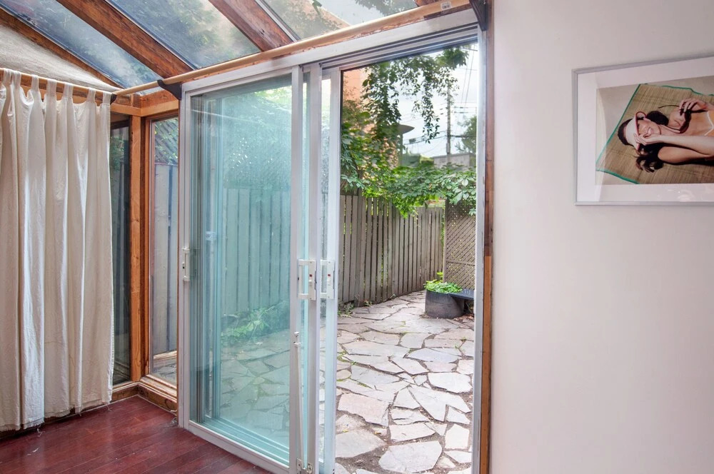 Classic 3BR Facing La Fontaine Park by Namastay