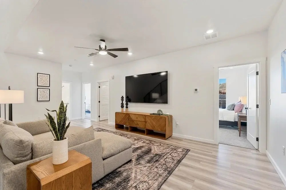 Sand Cove Retreat 5 Bedroom Townhouse