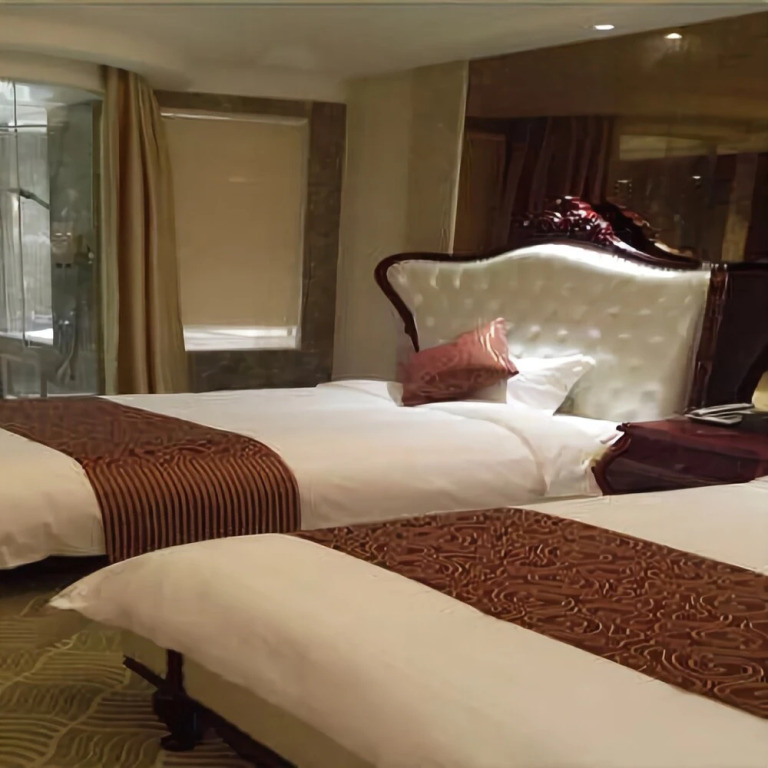 Xinlong Hotel
