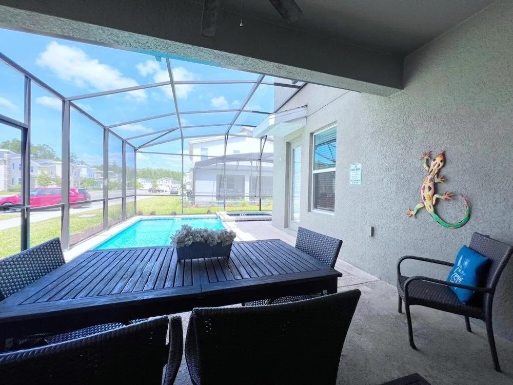Beautiful Pool Villa with Spa and Game Room-2730BD home