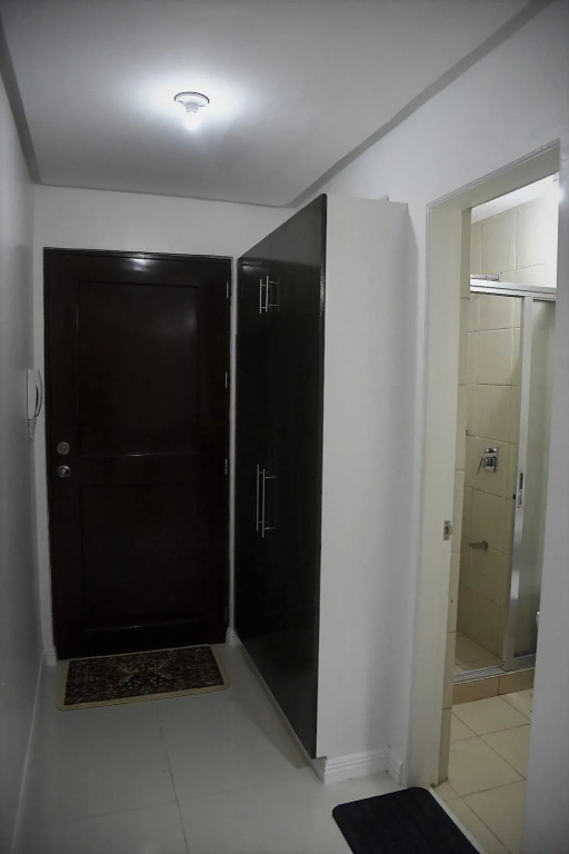 Sea Pearl Manila Suites