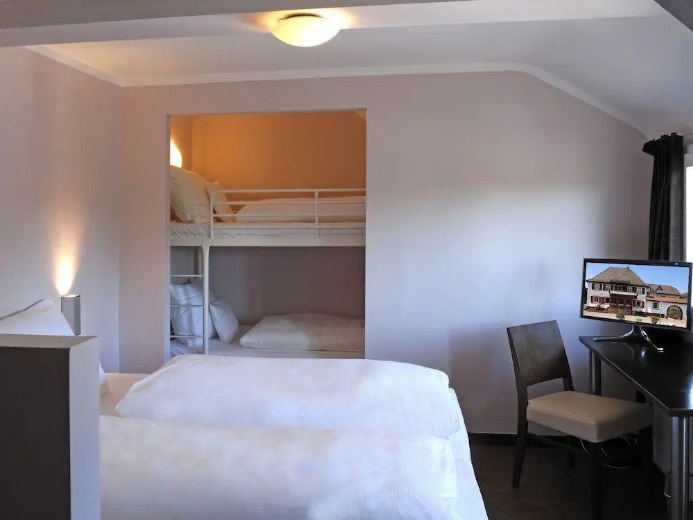 Self CheckIn Hotel Heckenrose Lorin