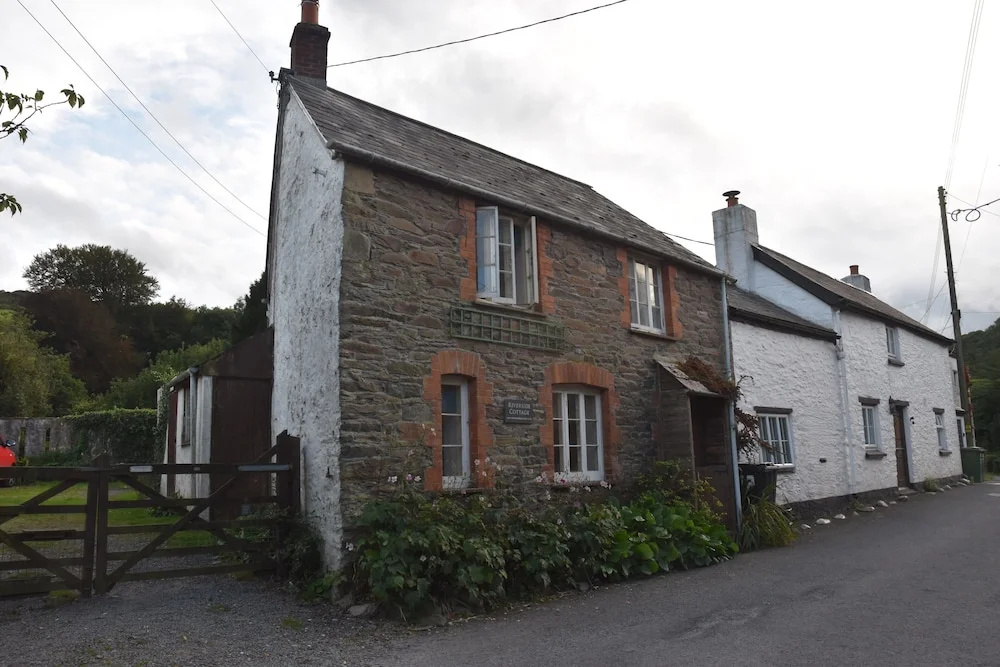 Riverside Cottage Brendon