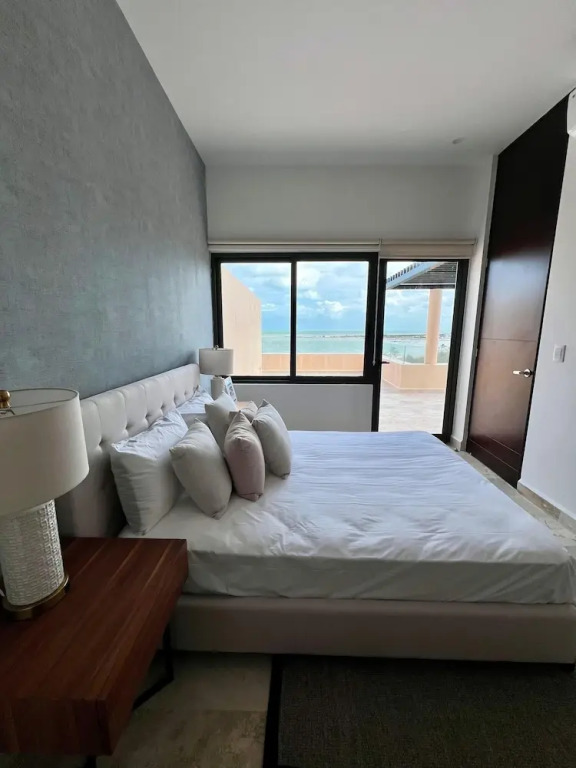 Penthouse Navela 405, by Cercana