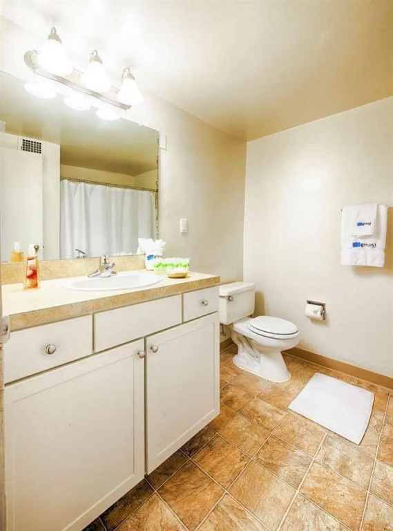Dupont Circle Apartment