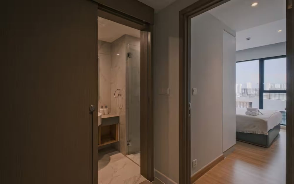 Sunny Zenity Residence Downtown