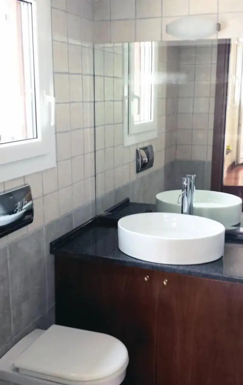 Nice Home In Plativola Aggrethym