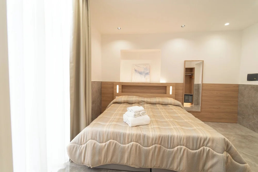 TOLEDO H. NAPOLI CENTRO by ClaPa Group Dislocated Hospitality