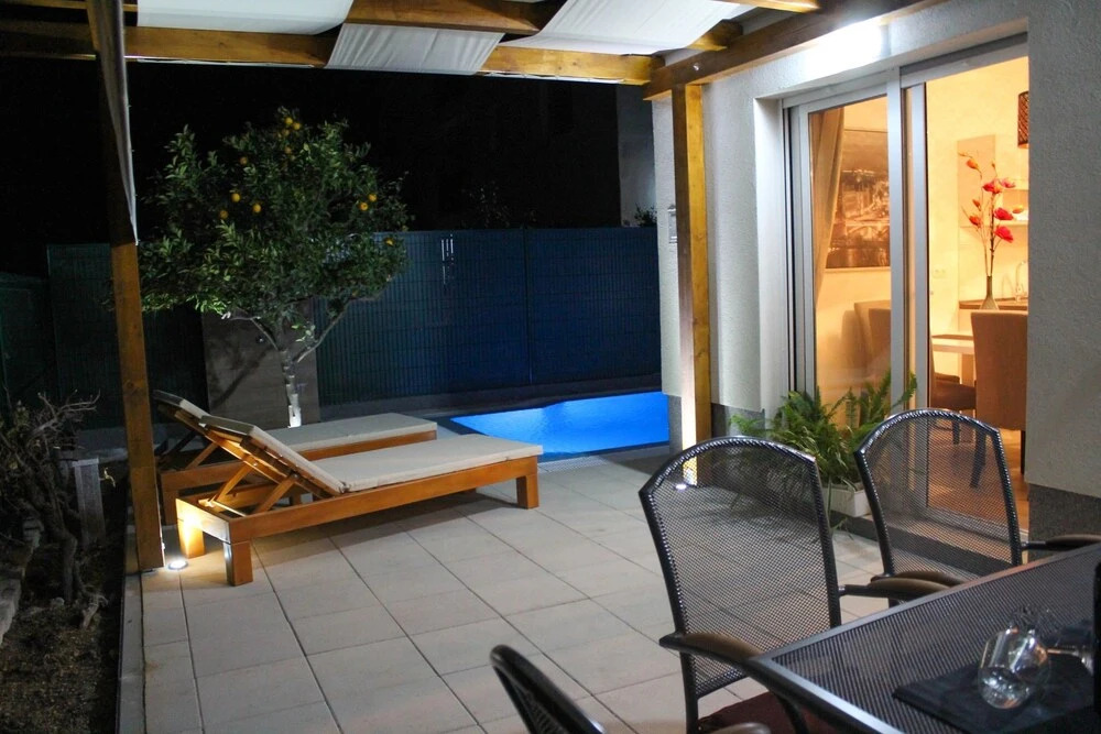 Lux Pool House - Apartment With 2 Rooms in Trogir, With Wonderful City