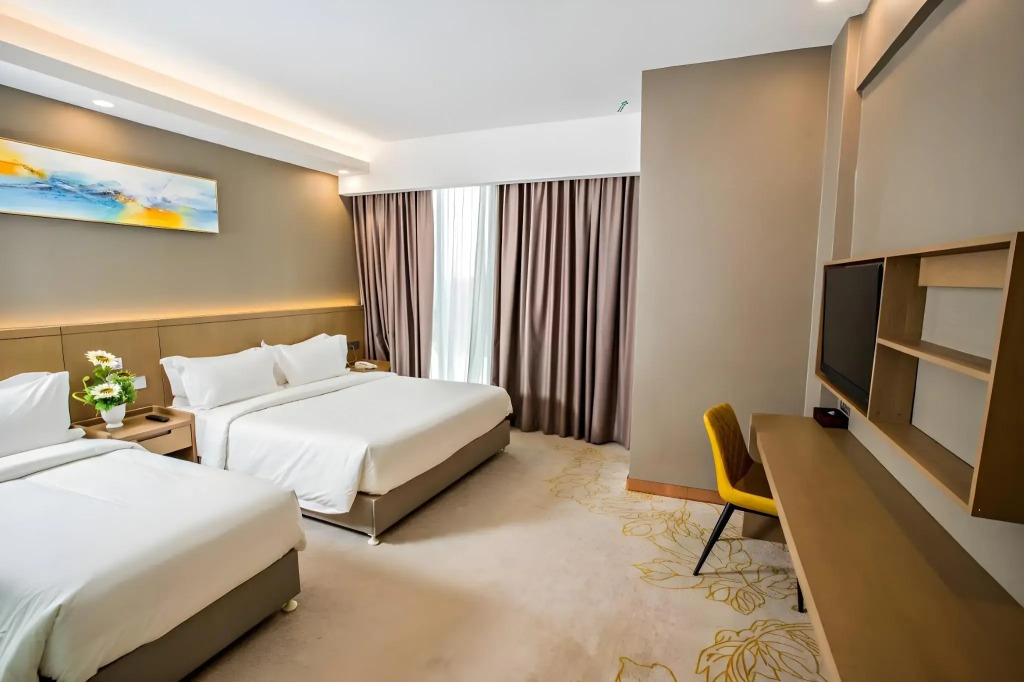 Grand Flora Hotel