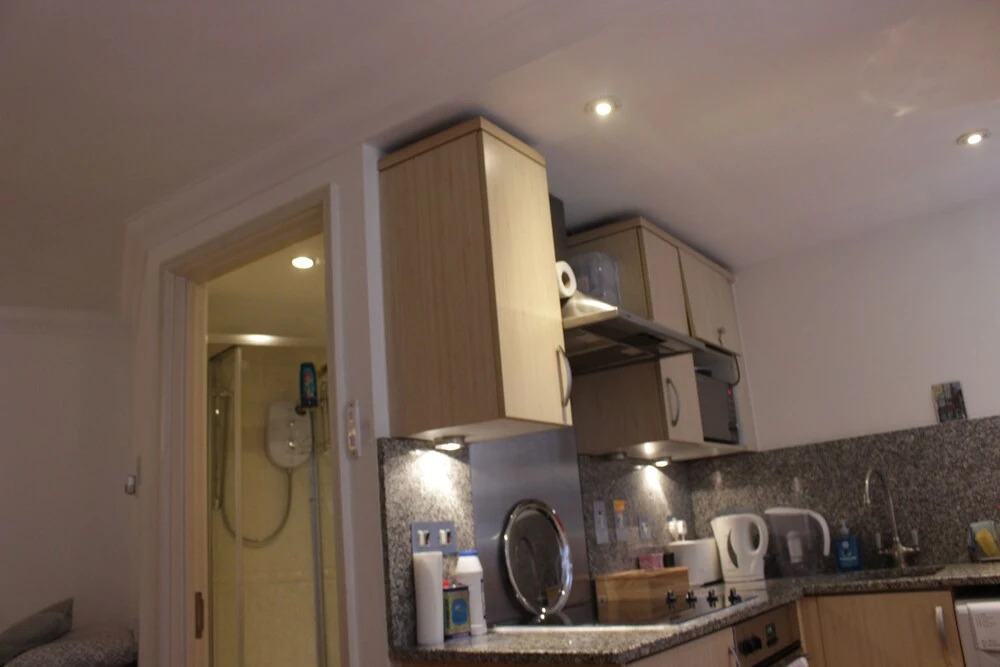 Tower Hill Studio Appartment