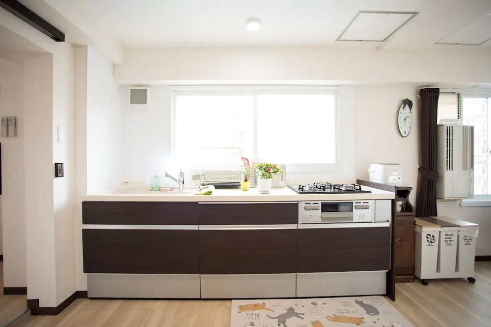 HDO Frontier 24 - Superior Apartment 801