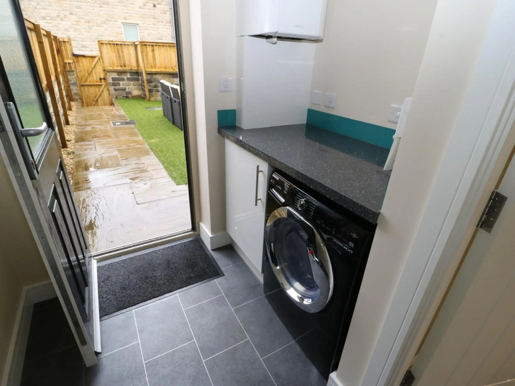 Modern Town House Shepley