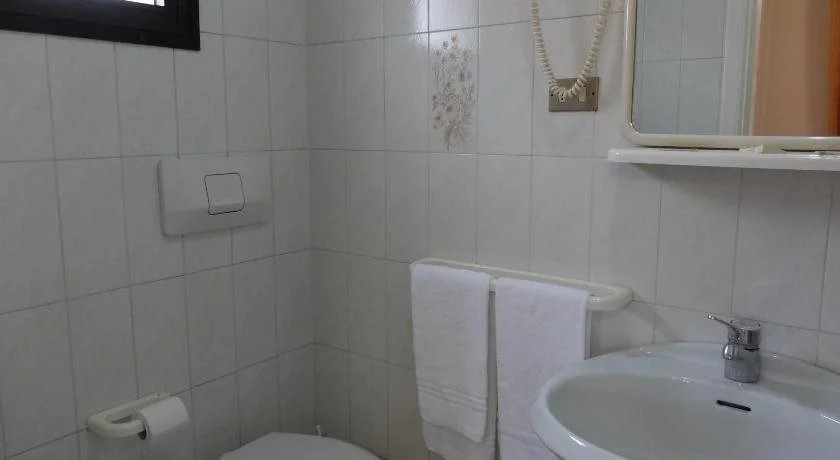 Hotel Abas