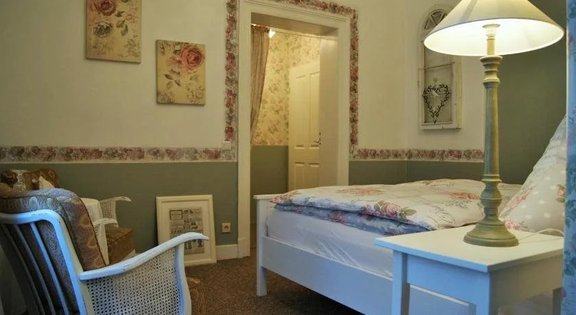 Villa Romantika