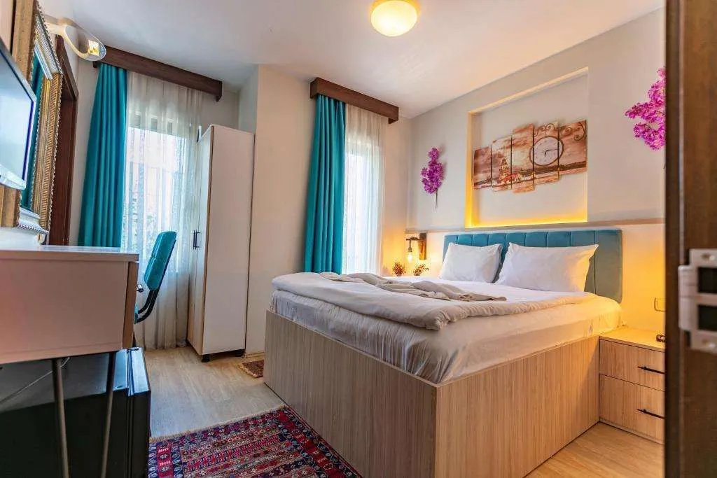 Stanpoli Hostel