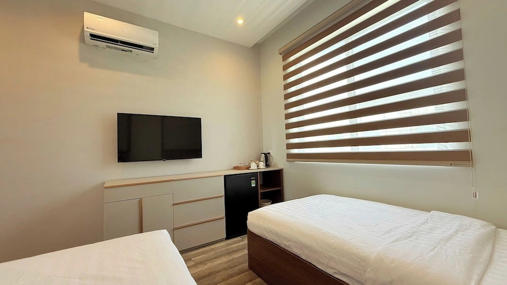 Sunset Marina Hotel