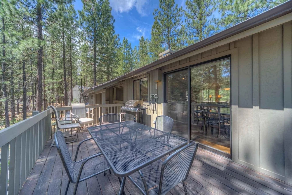 Diamond Peak Lane #20 by Village Properties at Sunriver