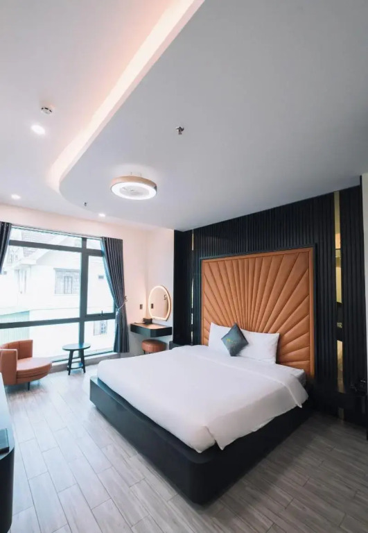 Greenview City Hotel