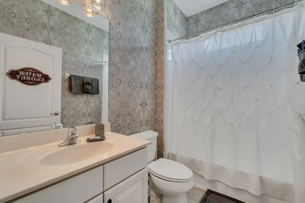 Custom 7-Bd Hm Loaded W/ Amenities Watersong-216Ys 7 Bedroom Home By Redawning