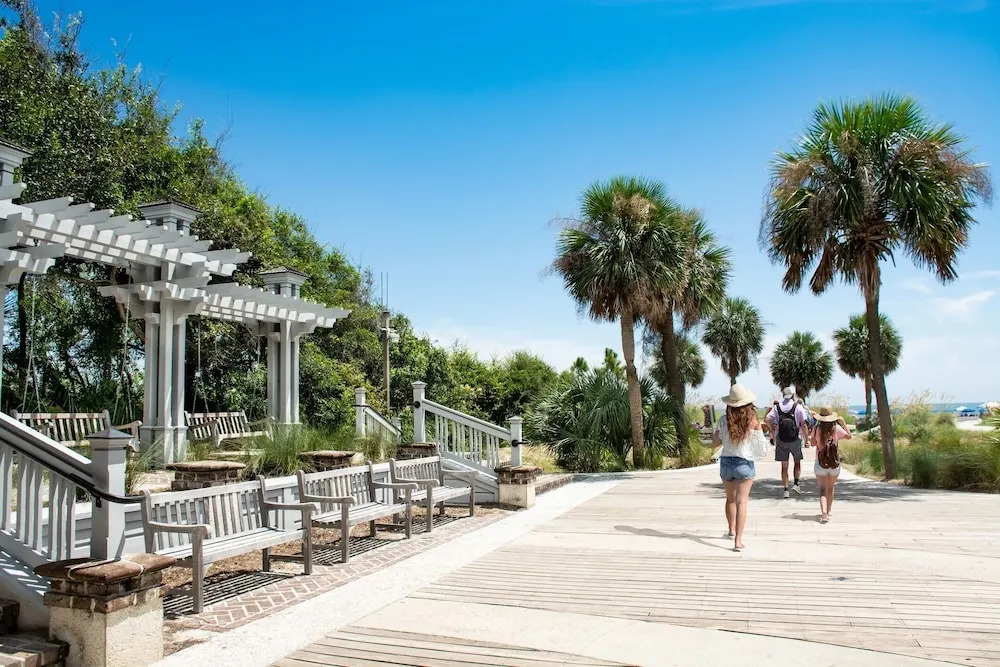 Updated Tanglewood W/ Pool - Walk To Beach! 3 Bedroom Condo