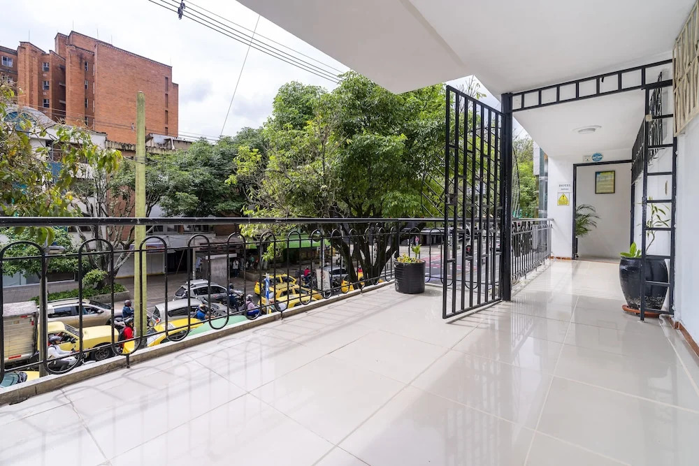 Hotel Midas