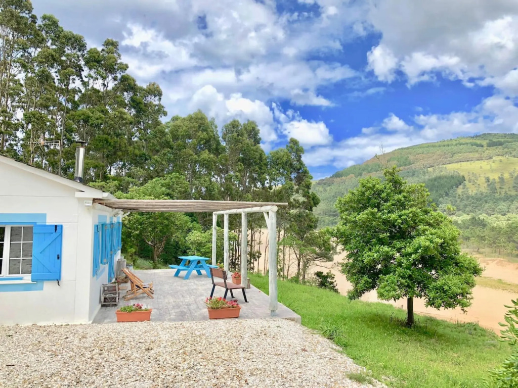 Esteiro Surf Lodge