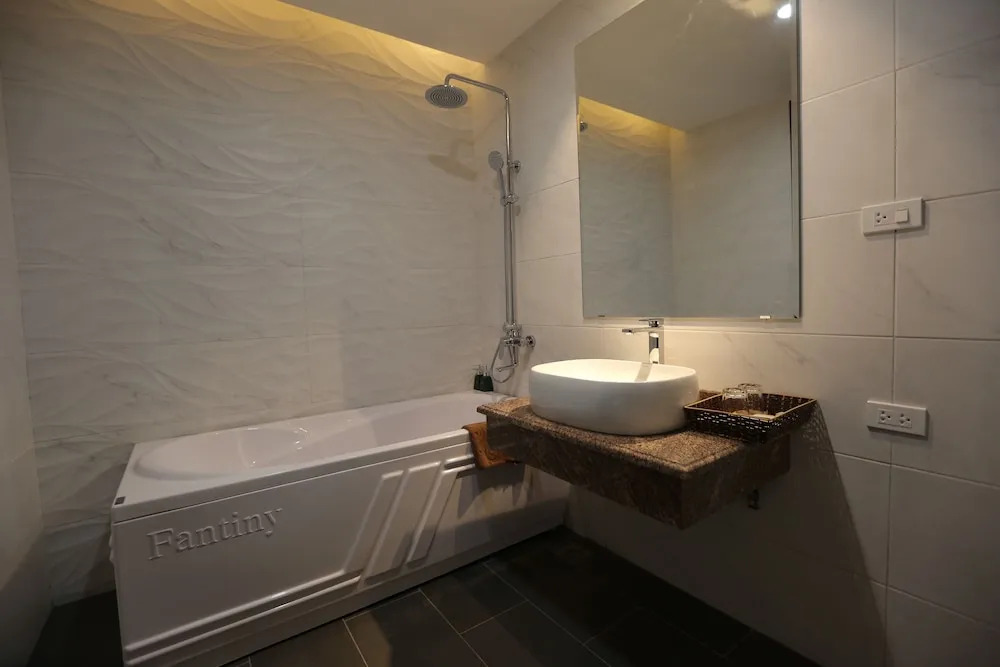 Sammy Luxury Hotel