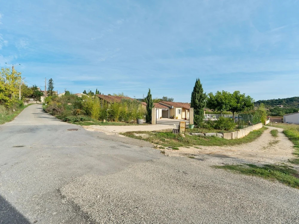 Cozy Holiday Home in Vagnas with Swimming Pool