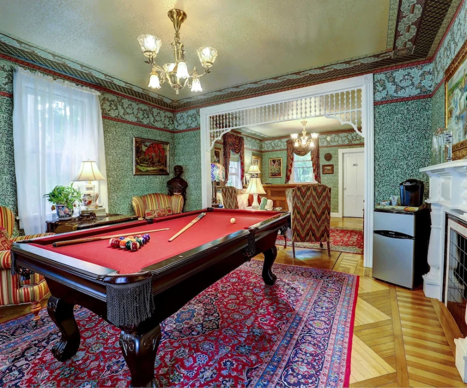 Fairlawn Inn