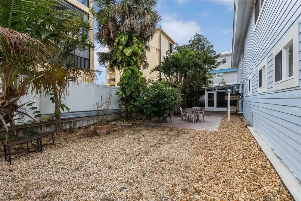 Seahorse 3, 3 Bedrooms, Sleeps 8, Pet Friendly, Heated Pool