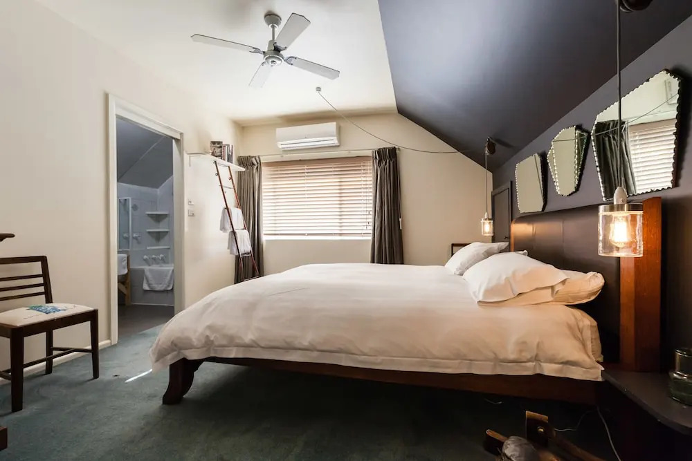 KELLY, 3BDR Northcote House