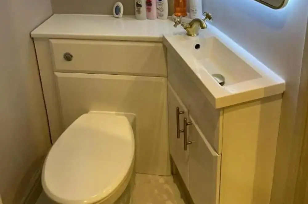 Near Beach - Sea View - Sleeps 6 - Parking