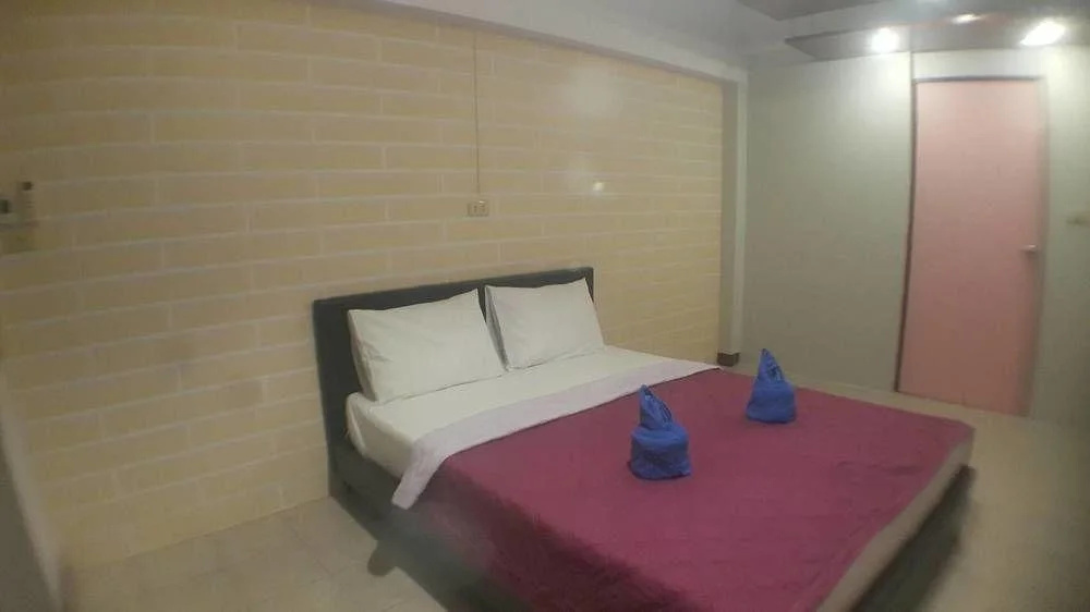 Sriruch Residence