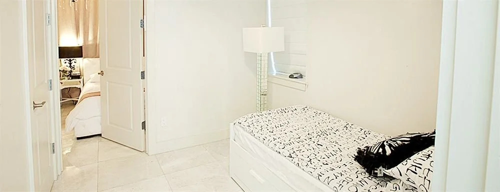Lxure Brooklyn Suites