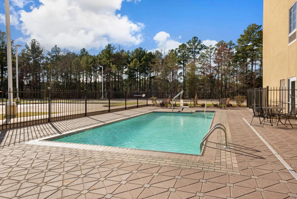 La Quinta by Wyndham West Monroe