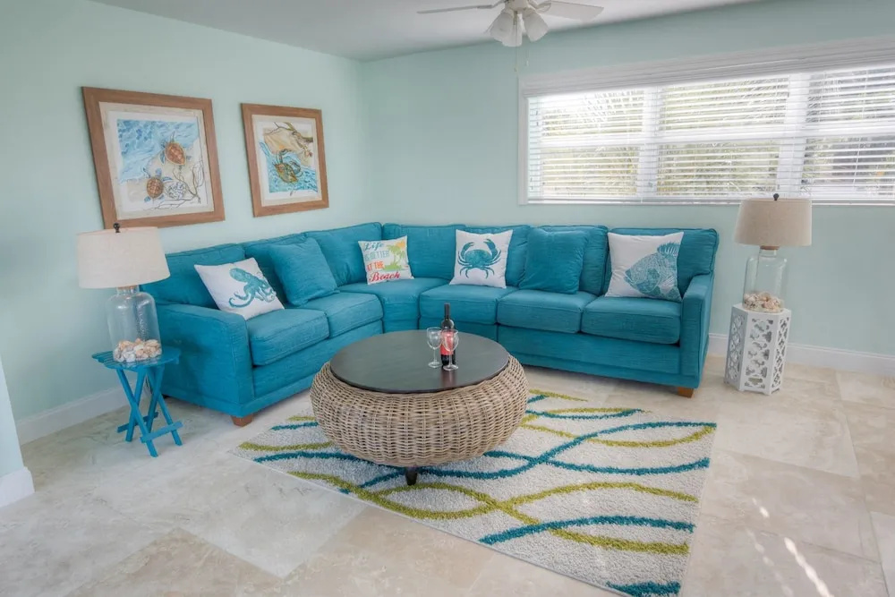 Shells and Sunshine Apartment 3