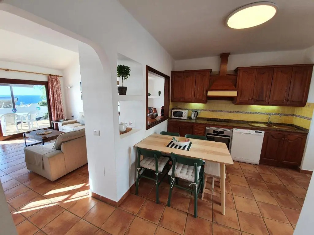 2 bedroom villa The Bungalow with private heated pool
