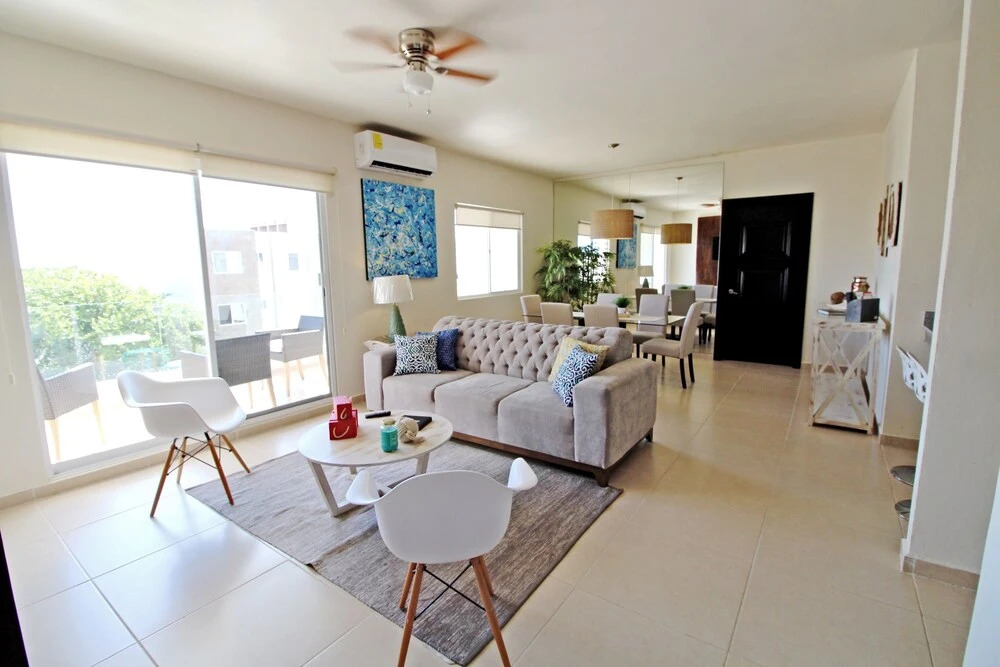 Selvanova 3 bedroom Condo & Casa Club