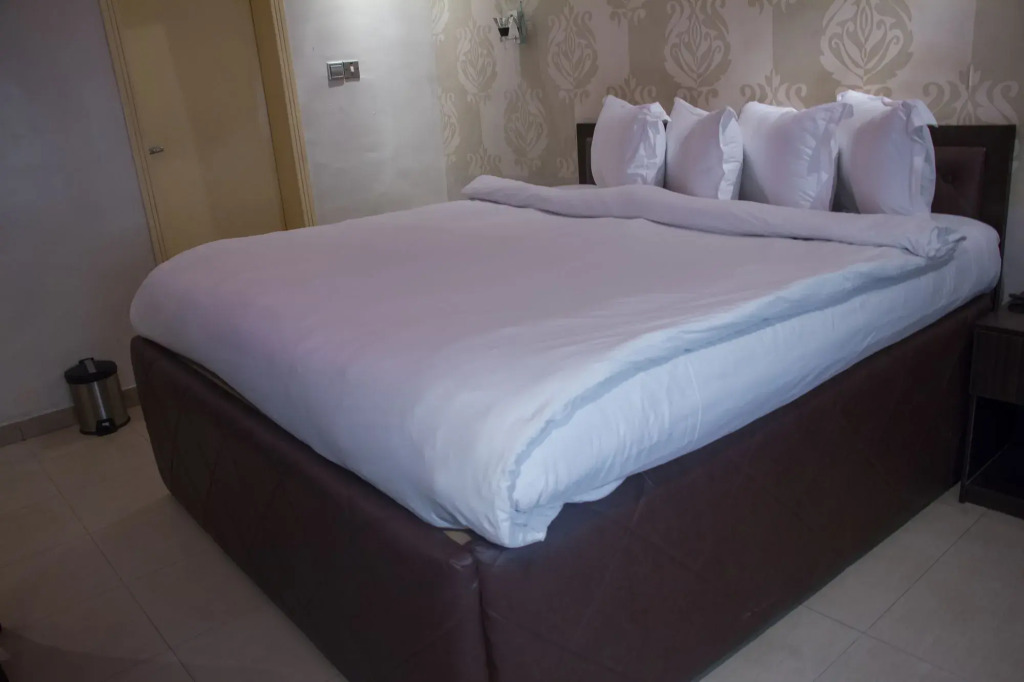 Triple Tee Hotel