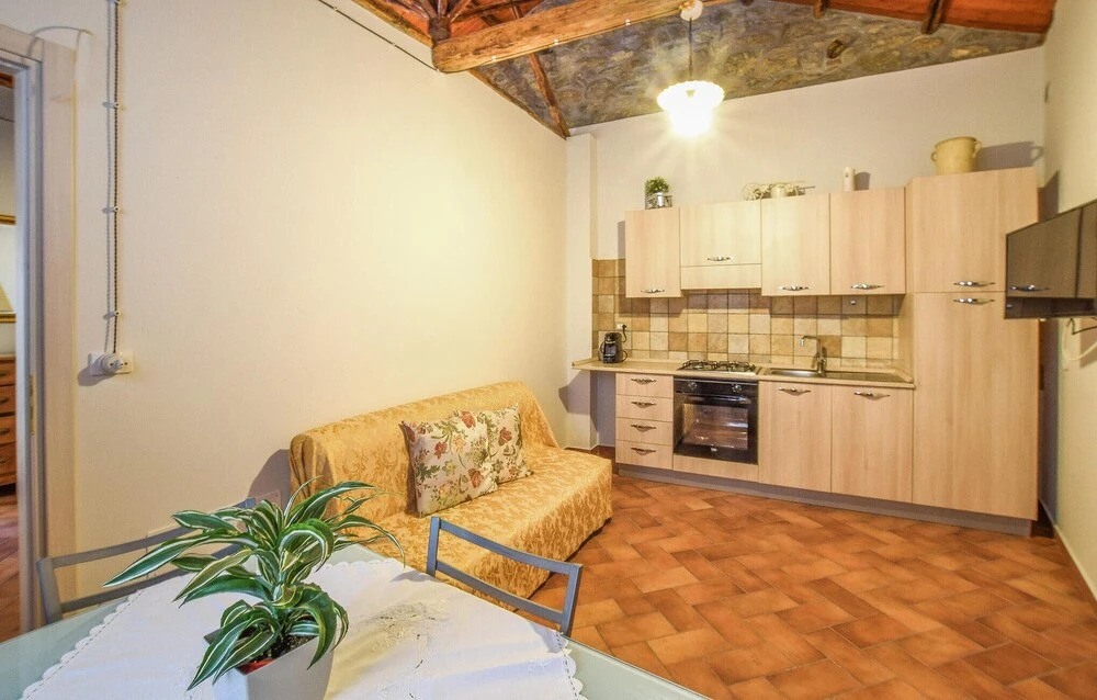 Nice Home in Reggio Calabria With Wifi and 1 Bedrooms