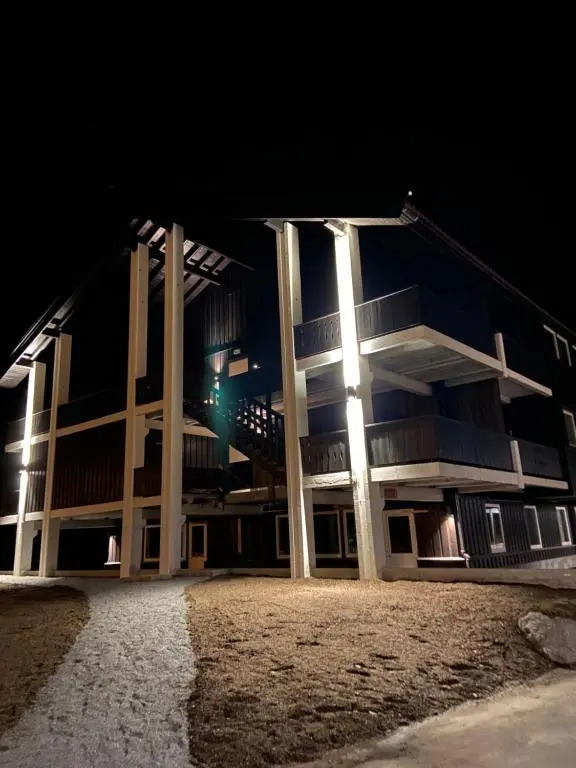 Storehorn Apartments