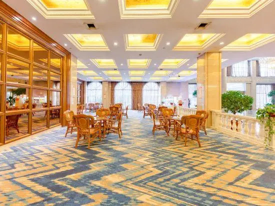 Huanghe Hotel